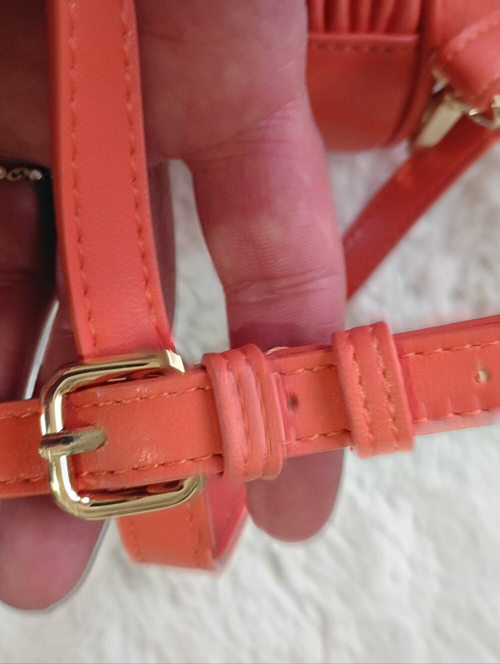 Forever 21 Quilted Mini Barrel Crossbody - Picture 5 of 6